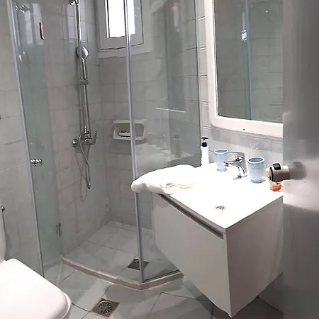 1br Renovated By The Sea