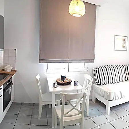 1br Renovated By The Sea Stalida