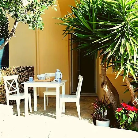 1br Renovated By The Sea Apartment *